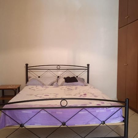 דירות פרבזה Sotiris House מראה חיצוני תמונה