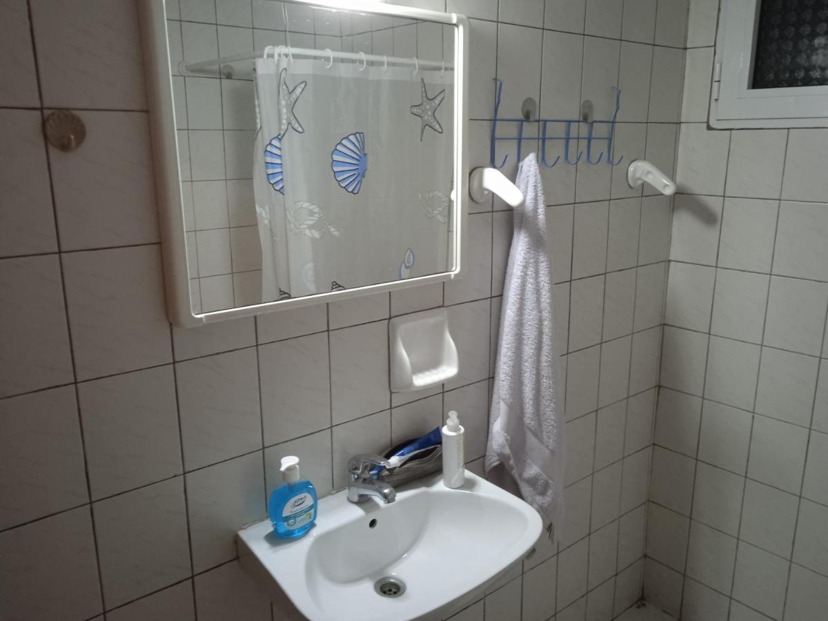 דירות פרבזה Sotiris House מראה חיצוני תמונה