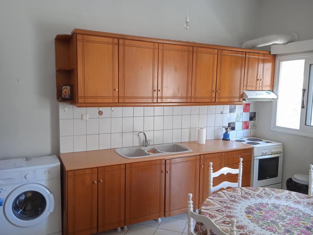 דירות פרבזה Sotiris House מראה חיצוני תמונה