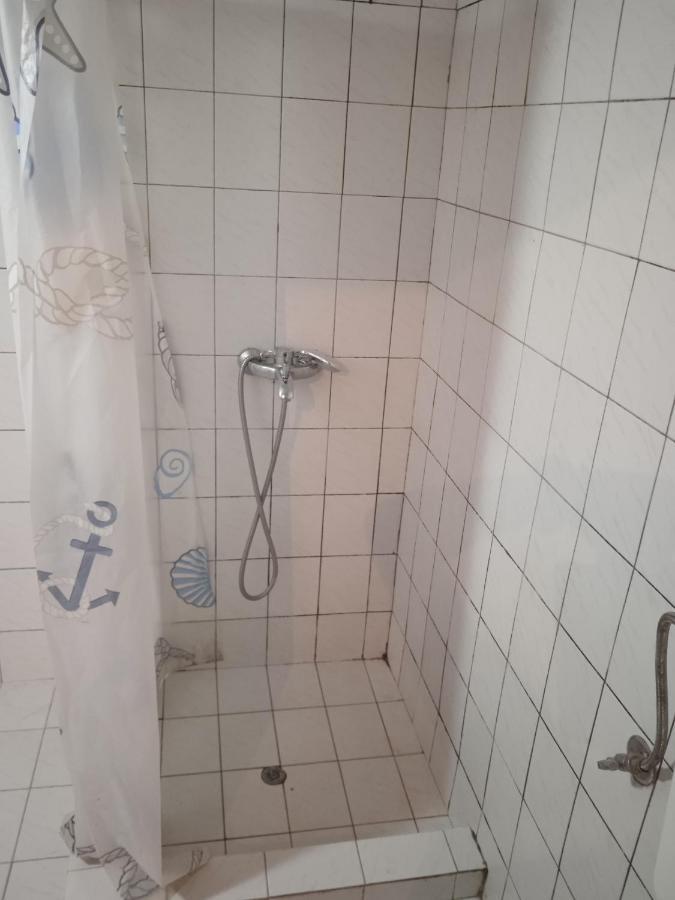 דירות פרבזה Sotiris House מראה חיצוני תמונה