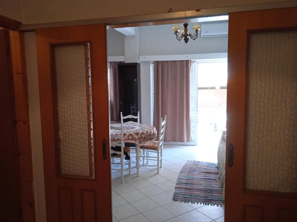 דירות פרבזה Sotiris House מראה חיצוני תמונה