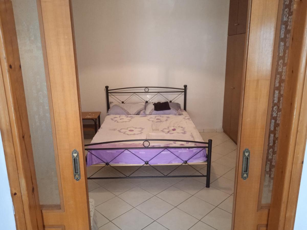 דירות פרבזה Sotiris House מראה חיצוני תמונה